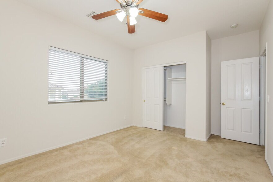 Building Photo - 15311 N 159th Dr