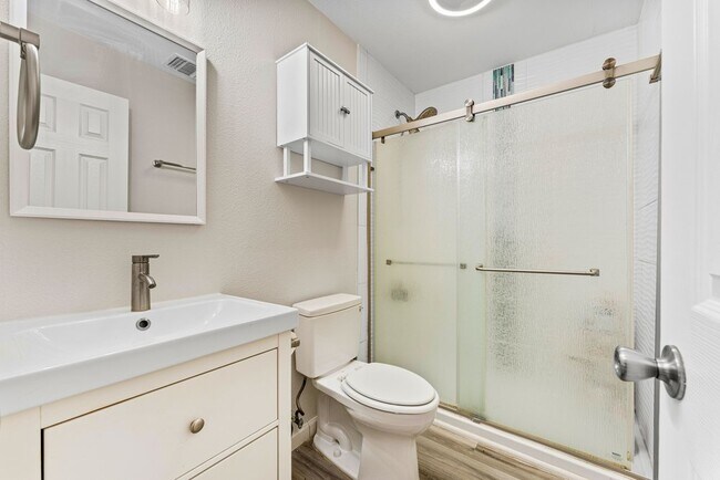 Building Photo - Charming 2-Bed Home with Garage, Fenced Yard & Private Patio in San Antonio – $1,350/mo