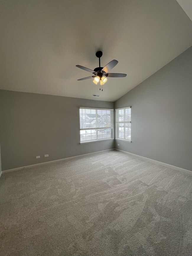Building Photo - 3048 Impressions Dr