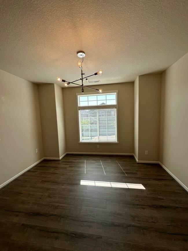 Building Photo - 13250 SW Aubergine Ter