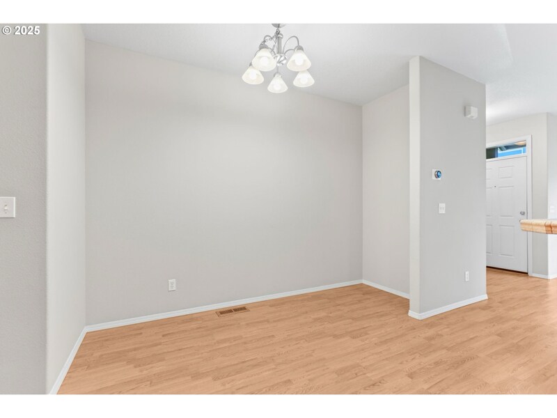 Building Photo - 2345 NW Oak Knoll Pl