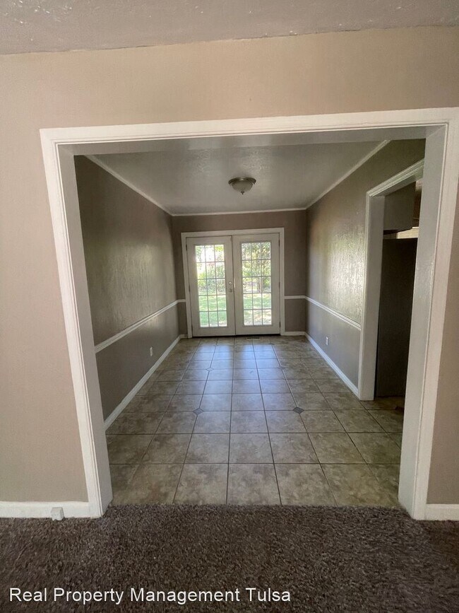 Building Photo - 3 br, 1 bath House - 5004 S Quincy Ave