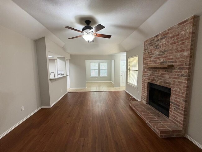 Building Photo - 8009 Tuscarora Trail