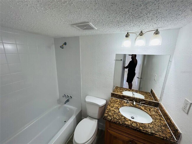 Building Photo - 4725 S Texas Ave