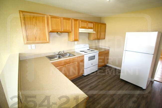 Building Photo - 3410 Cantabrian Dr