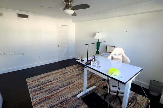 Building Photo - 6801 Indian Creek Dr