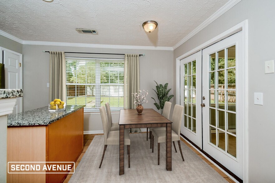 Building Photo - 208 Ilex Dr