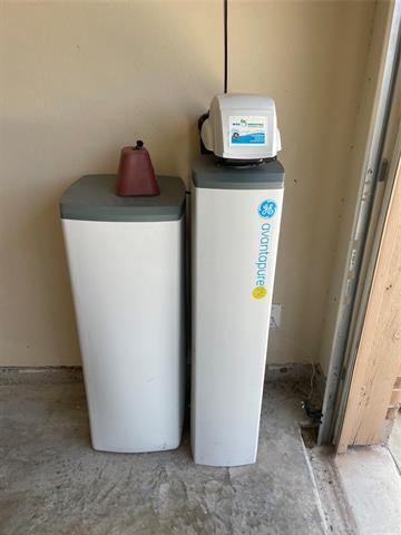 Building Photo - 153 Creek Terrace Dr