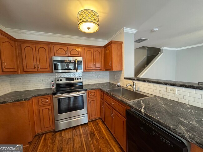 Building Photo - 106 Cypress Ct