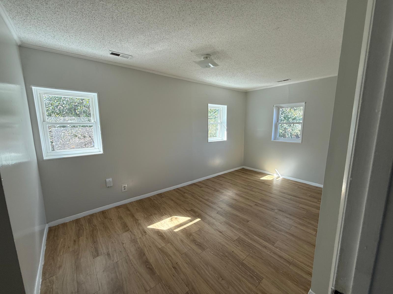 Building Photo - 1703 Singleton St