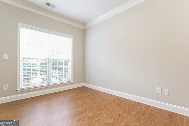 Building Photo - 2159 Caneridge Dr