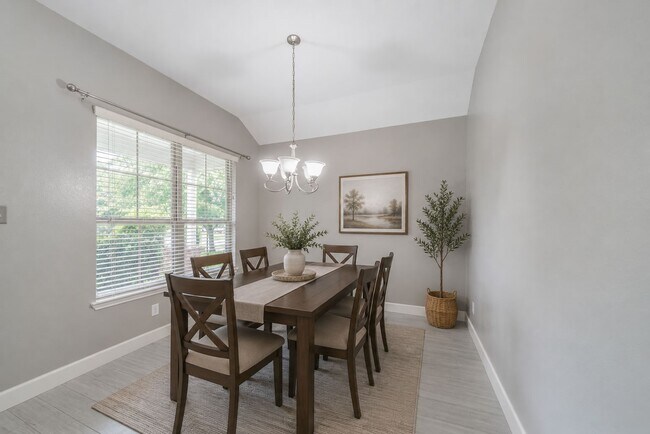 Building Photo - 15718 Egret Field Ln