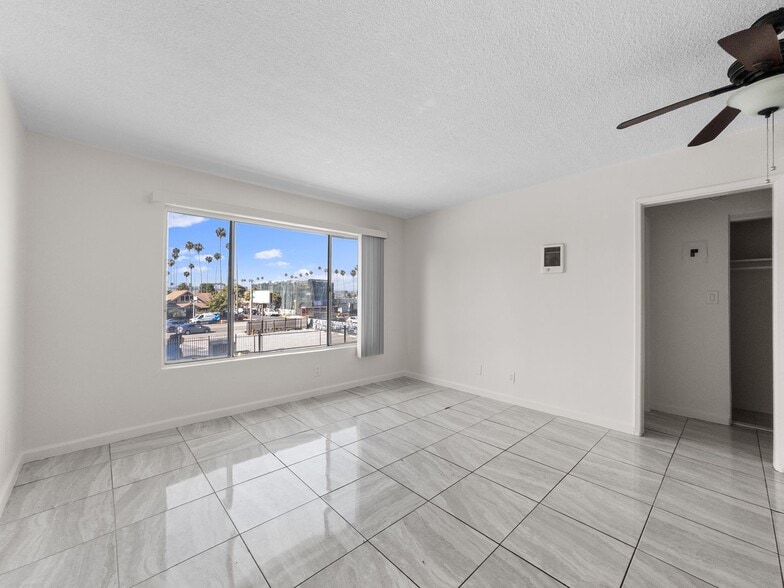 Building Photo - 4533 Pickford St