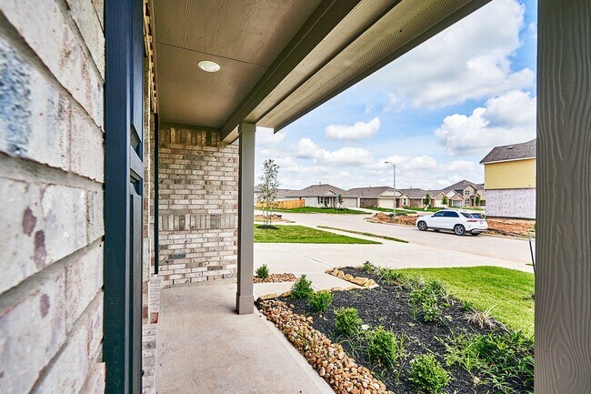 Building Photo - 3323 Avary River Ln