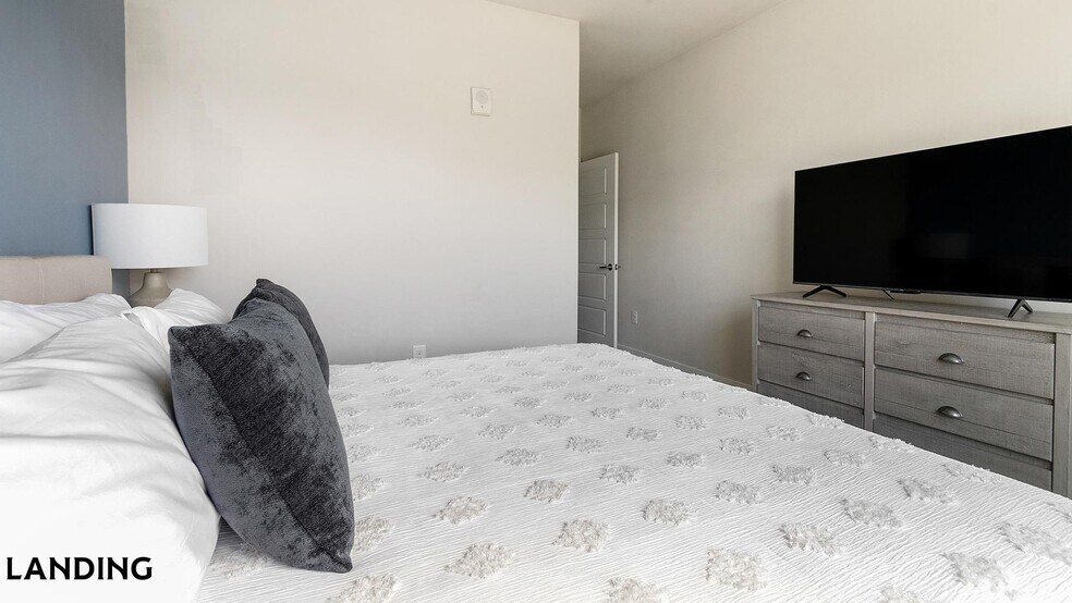 Building Photo - 65 Sentosa Dr