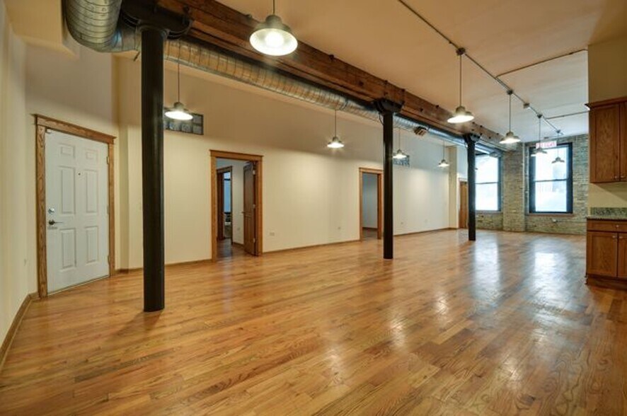 Building Photo - 123 N Jefferson St