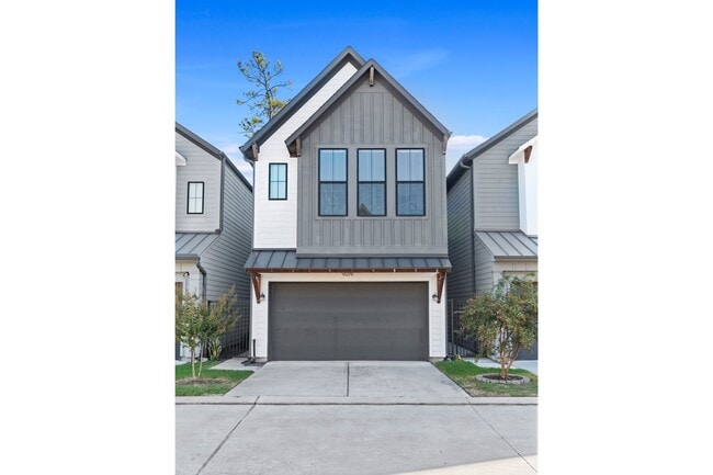 Building Photo - 9019 Wellspring Dr