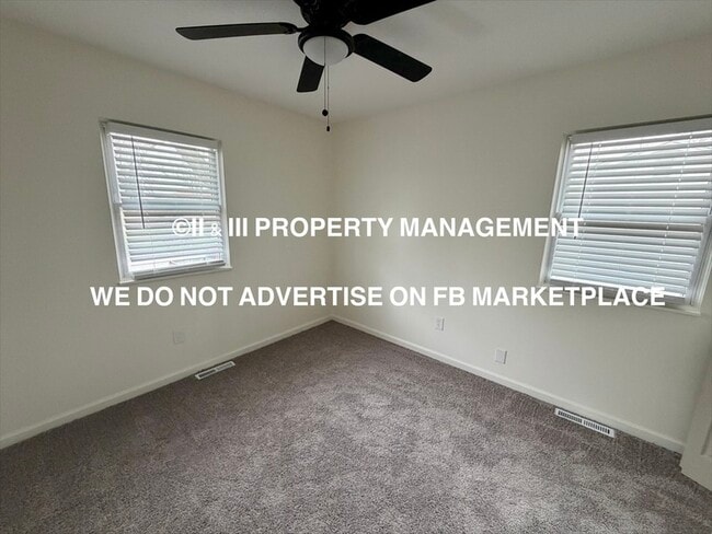 Building Photo - 816 S Montclaire Dr