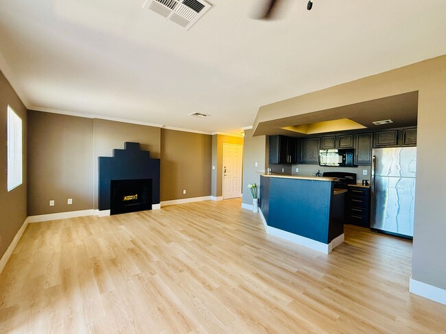 Building Photo - Charming 1-Bedroom Condo in the Heart of S...