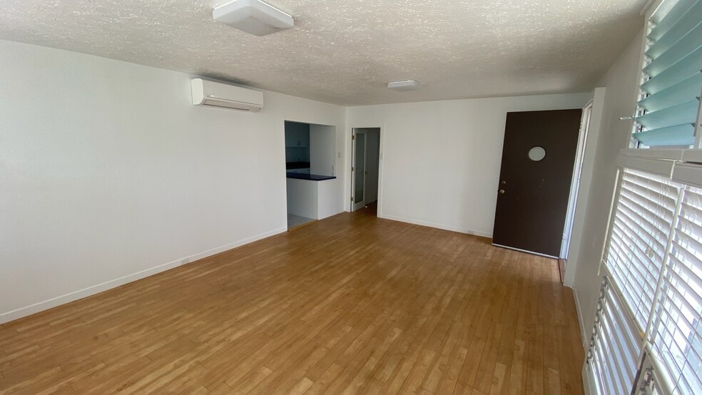 Building Photo - 2921 Koali Rd