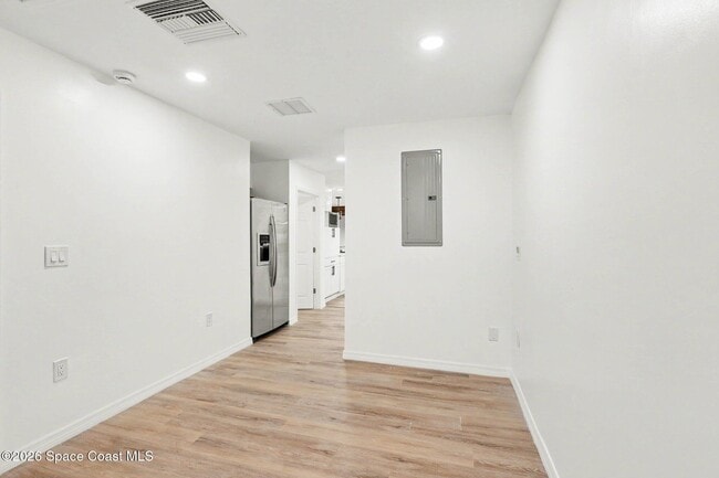 Building Photo - 3200 N Tropical Trail