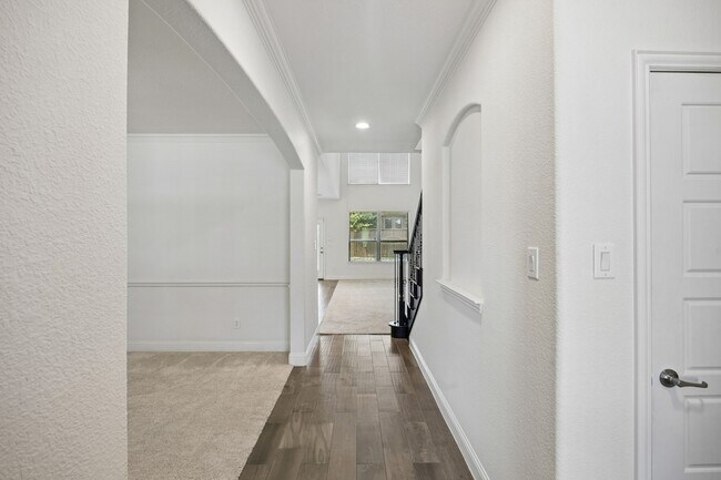 Building Photo - 15920 Gladewater Terrace