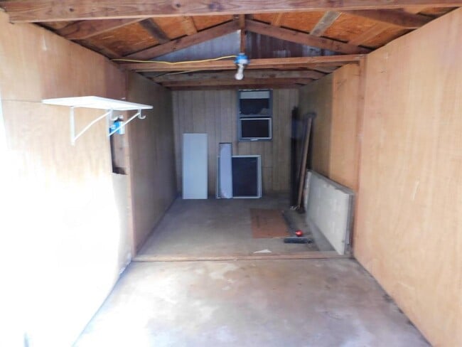 Building Photo - 1320 Green St