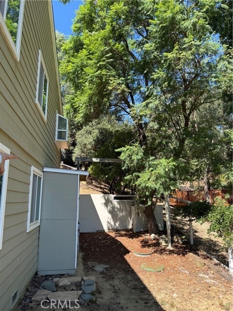 Building Photo - 1761 Deerhill Trail