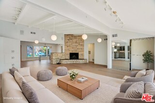 Building Photo - 19732 Henshaw St