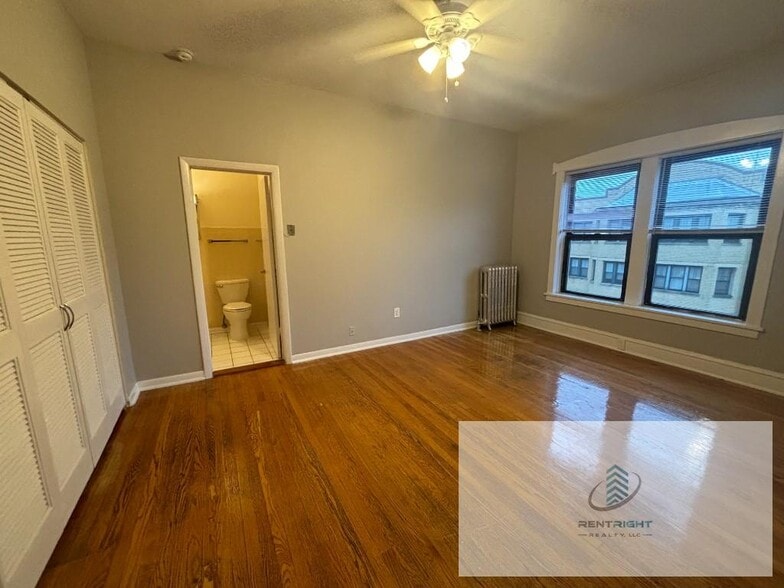 Building Photo - 755 W Buena Ave