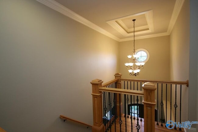 Building Photo - 27 Carriage Hill