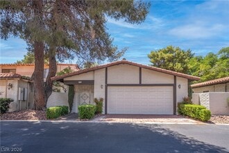 Building Photo - 2204 Plaza Del Robles