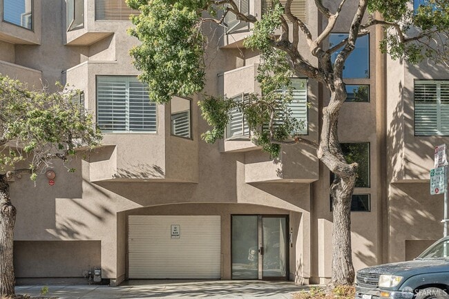 Building Photo - 444 Francisco St