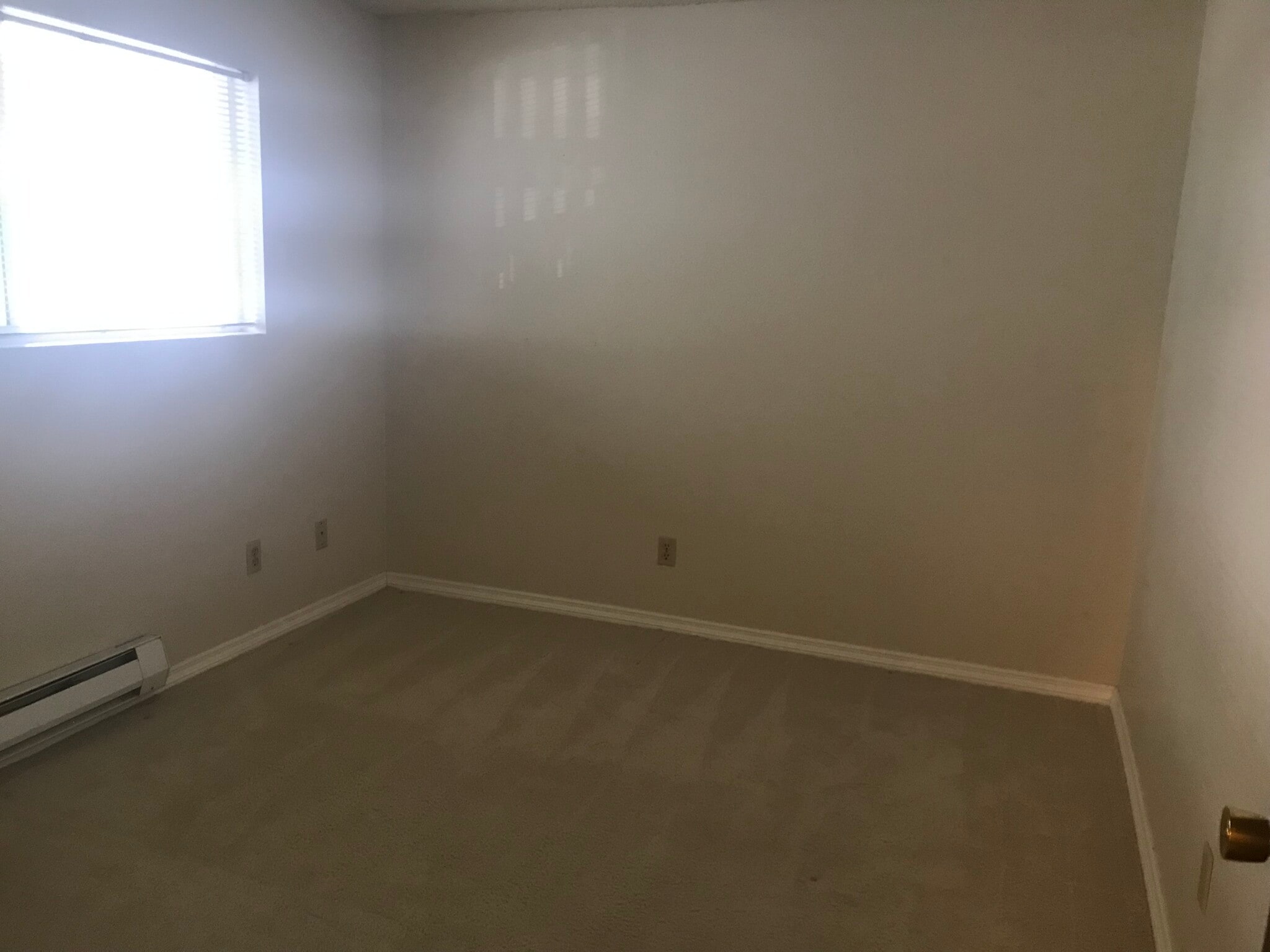 Building Photo - 14547 NE 40th St