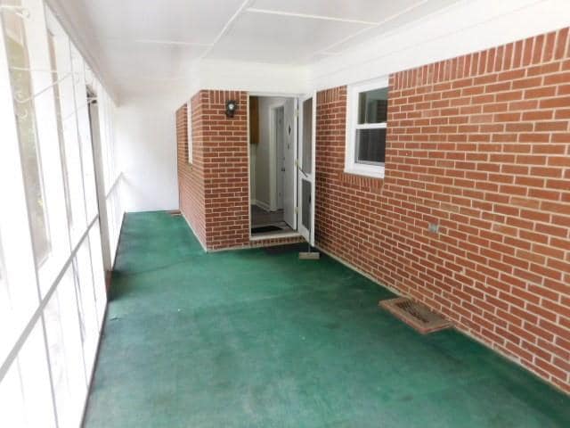 Building Photo - 4850 Lehigh Dr