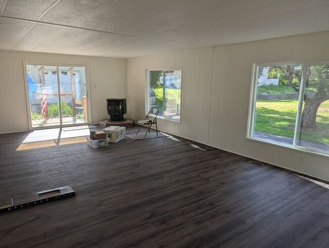 Building Photo - Hobbyist’s Dream with Shop, Greenhouse, and Open Space