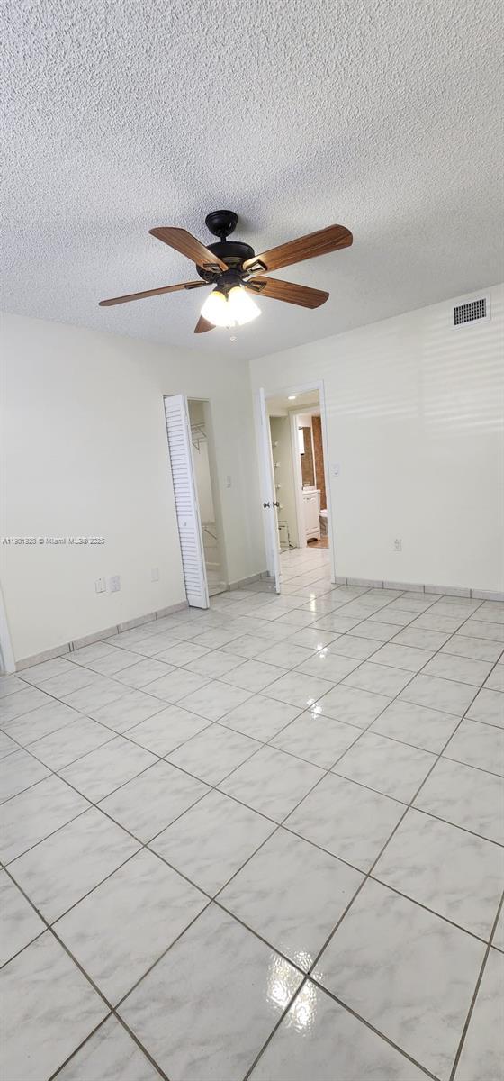 Building Photo - 5420 W 21st Ct