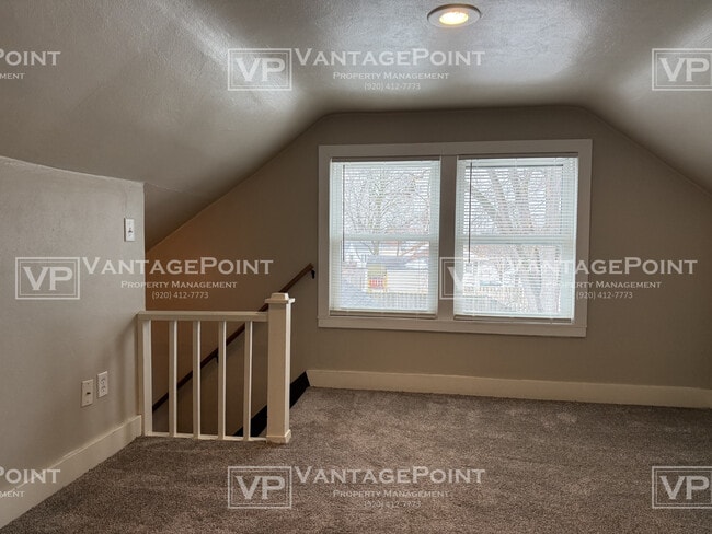 Building Photo - 1342 12th Ave