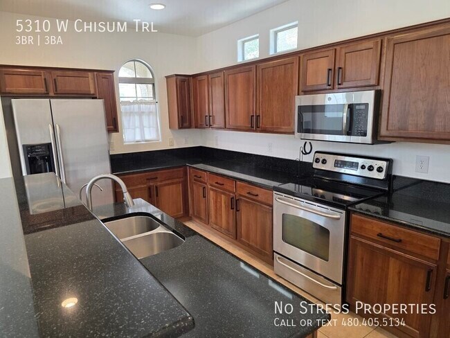 Building Photo - 5310 W Chisum Trail