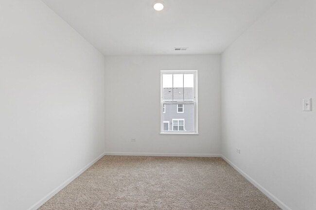 Building Photo - 25644 W Yorkshire Dr