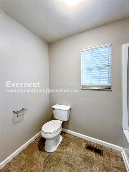 Building Photo - 3241 New Towne Rd