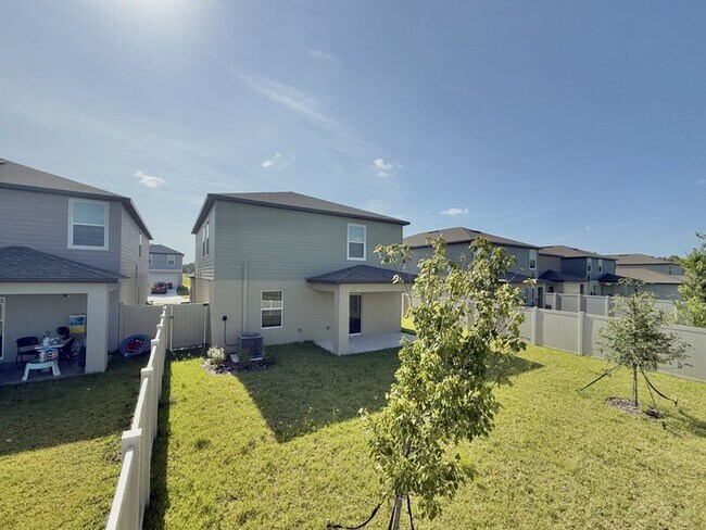 Building Photo - 3521 Great Pk Ct