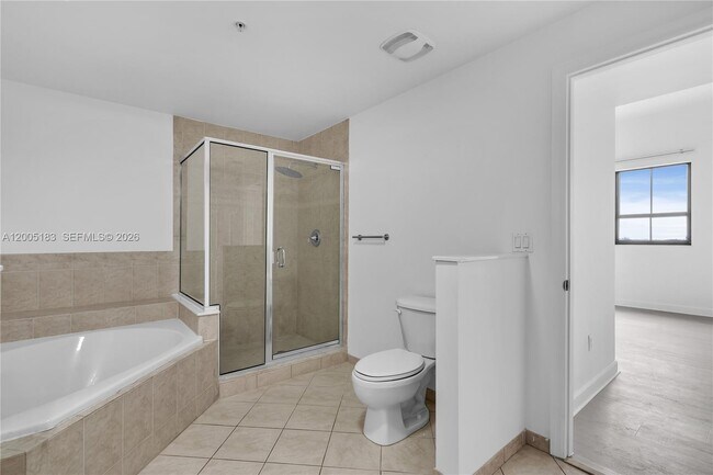 Building Photo - 8395 SW 73rd Ave