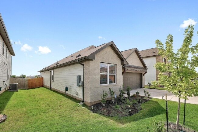 Building Photo - 308 Palo Brea Lp