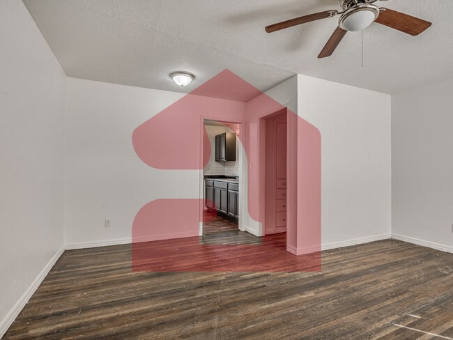 Building Photo - 2017 Downing St