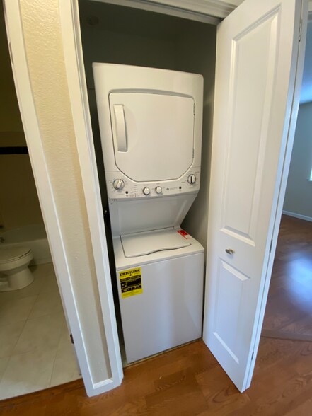 Building Photo - 2859 S Bascom Ave