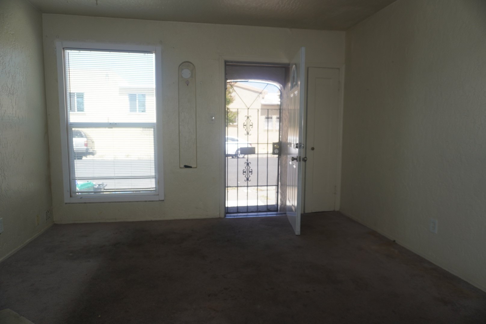 Building Photo - 2218 Virginia Ave