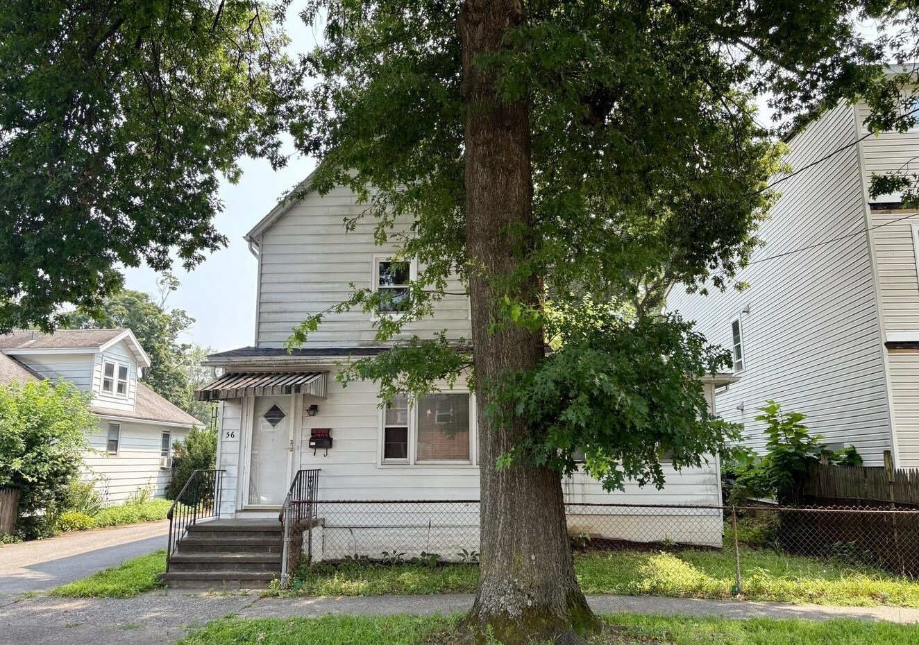 Building Photo - 56 Cedar St