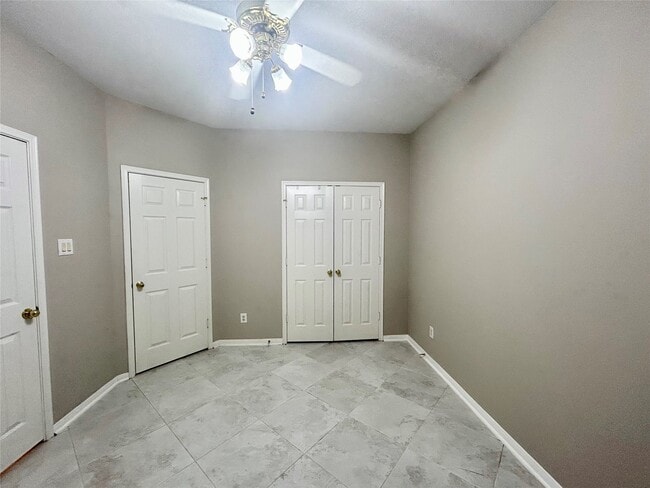 Building Photo - 16807 Laguna Springs Dr