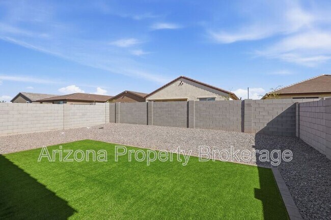 Building Photo - 18252 Avenida De Sol